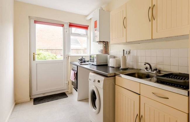 Charming 1-bed Apartment in Luton - Foto 7