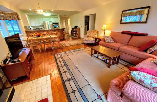 F9 Fairway Village home on the Mt Washington golf course - in the heart of Bretton Woods - Foto 25