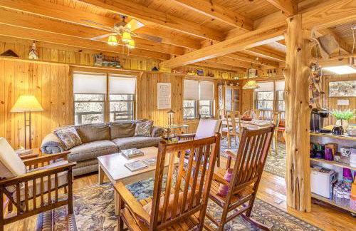 10 Mi to Sardis Lake Home with Grill in Tuskahoma - Foto 1