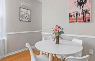 Cozy 1BR w Deck Near Rittenhouse - Foto 5