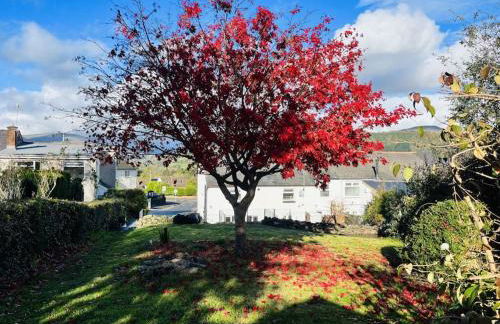 Lovely Cottage with Mountain Views - Foto 8