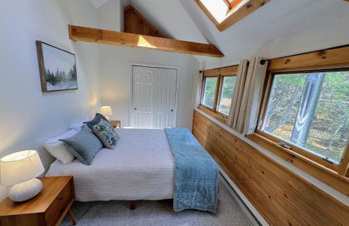 43TV peaceful mountain retreat fireplace firepit large yard WiFi - Foto 17