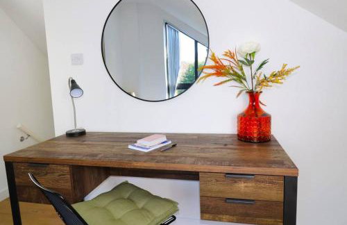 Hutchcomb Villa, 4 Bed Luxury House,Oxford+Parking - Foto 32