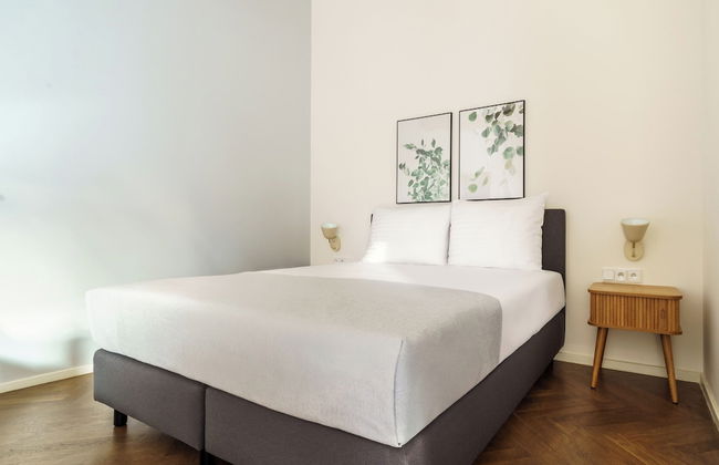 Limehome Prague Halkova - Foto 17