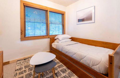 Creekside Cabin - Seven Devils,NC - Pet-Friendly, Close to Skiing & Hiking, and the Apline Coaster! - Foto 33