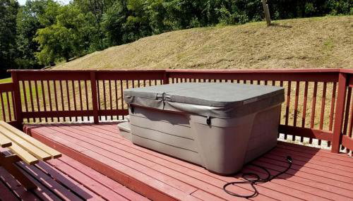 Gorgeous Family-Friendly Cabin with Fire Pit near Huntington, West Virginia - Foto 5