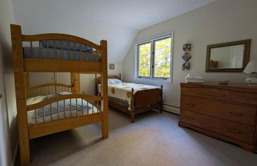 Tranquil NH Lakehouse Escape - Foto 32