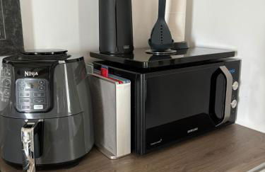PEAK DISTRICT ROMANTIC Courtyard Loft, with Outdoor Japanese Whirlpool Bath - Foto 10