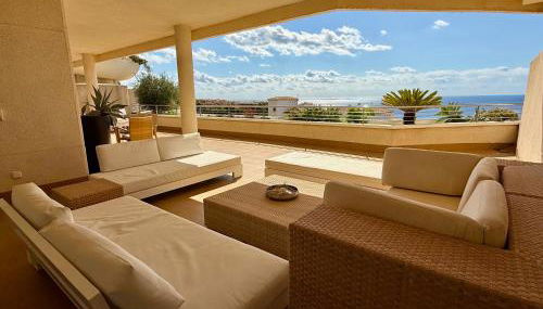 Precioso apartamento con piscina, vistas a mar - Foto 2