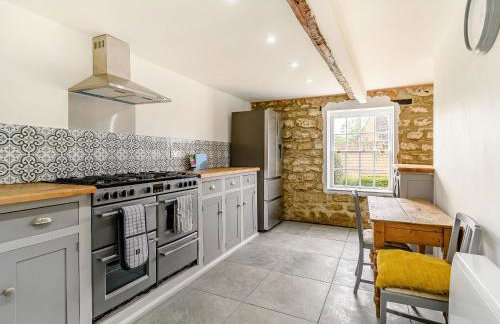 Castle Cottage - Photo 7