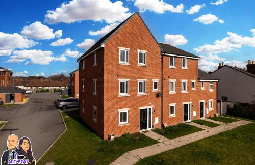 Elizabeth by Alt-Stay - 2 Bed En-Suite House - Parking, WiFi & King Bed - Contractors & Relocations - Weekly & Monthly Rates - Foto 18