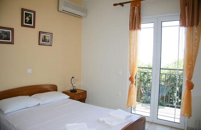 Villa Kerkyroula Large Private Pool Walk to Beach Sea Views A C Wifi Car Not Required - 1972 - Foto 20