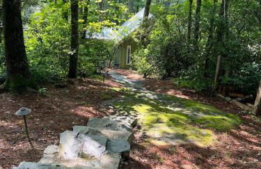 Enchanting Mountain Cottages w Hot Tub & Fireplace - Foto 29