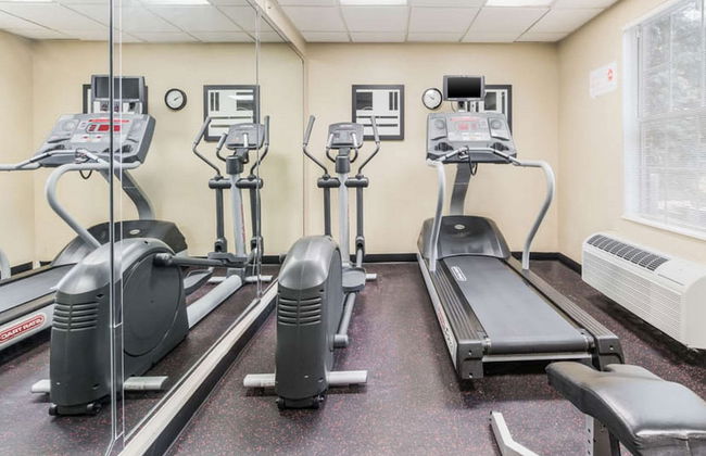 Birch Hill Suites Extended Stay - Blue Ash - Foto 29