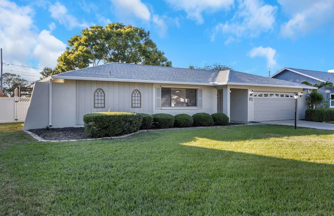 The Sandpiper by Boutiq - Photo 1