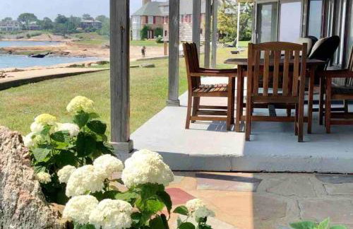 Direct Waterfront 4 Bedroom Beach House With Stunning LI Sound Views & Private Beach - Foto 17