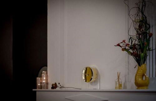 room five - parking, balnéothérapie, place nationale, un havre de paix - Foto 38