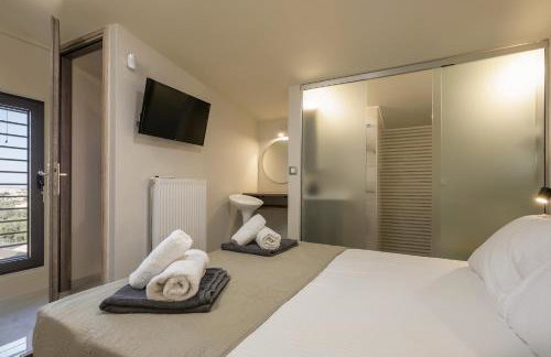 Chris and Stratos villa with private ecologic pool and kid's playground! - Foto 54