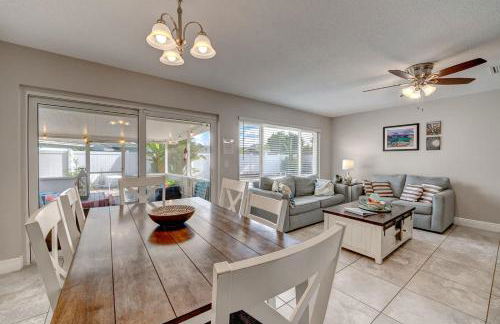 Spacious Casselberry House with Backyard Pool - Photo 33