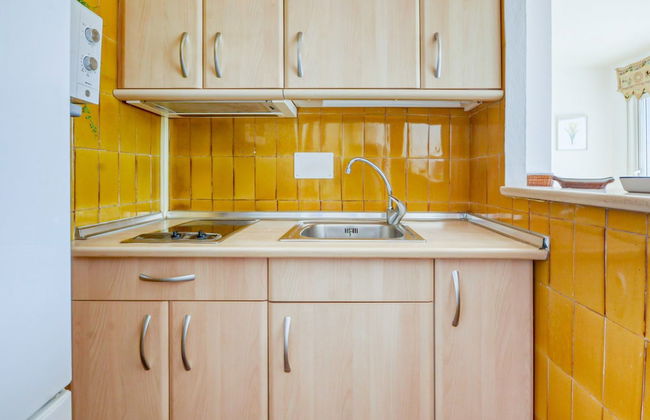 Apartment in Roses Near Beach - Photo 9