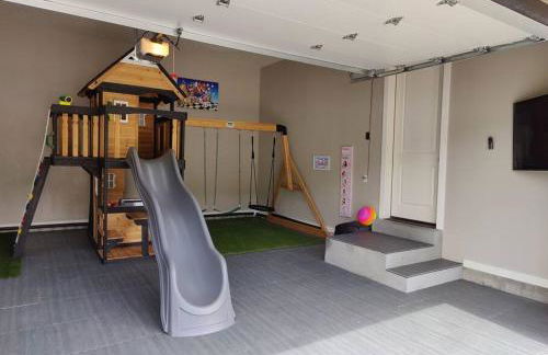 Paradise View Lodge - Amazing Lake Views, Playroom, Pool, HotTub! - Foto 19