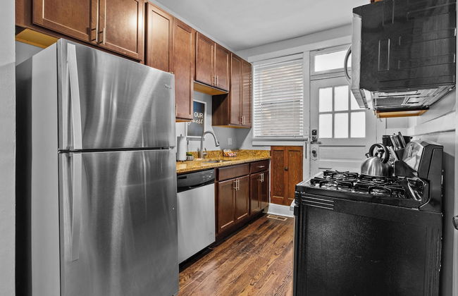 Botanical Bliss | JZ Vacation Rentals - Photo 12