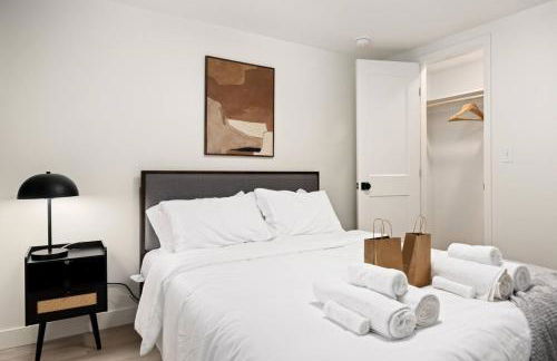 The Silo 8 - Modern 2BD in a Quiet Neighborhood - Photo 1