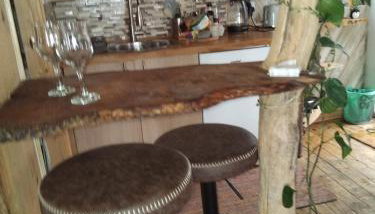 Cosy rustic cabin with hot tub and country views - Foto 4