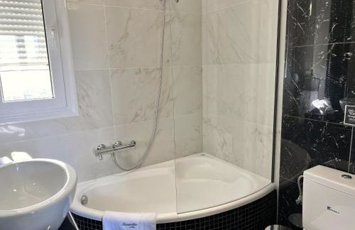 Stamnelia Villa - Photo 8