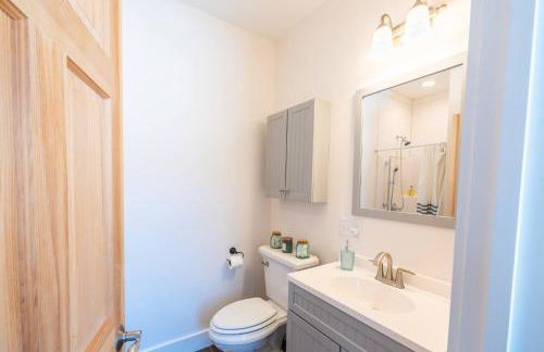 Dreamy Artist Chalet in Secluded Historic Village - Photo 47