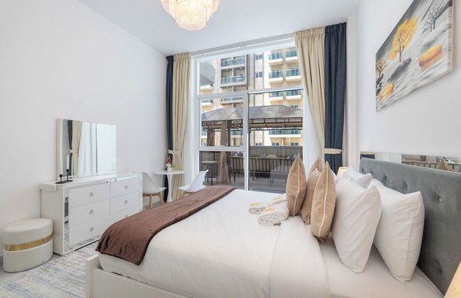 Vogue Elegance at Pearlz near Metro - Foto 14