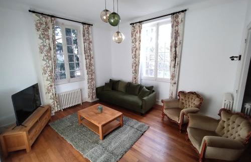 Skycircuitvilla - 4 star villa with 8 bedrooms, pool and 3000m2 grounds - Foto 8