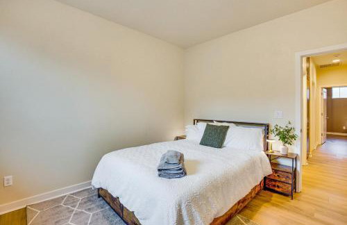 Walk to Autzen Stadium, 3 Mi to UO! Home with Patio - Foto 18