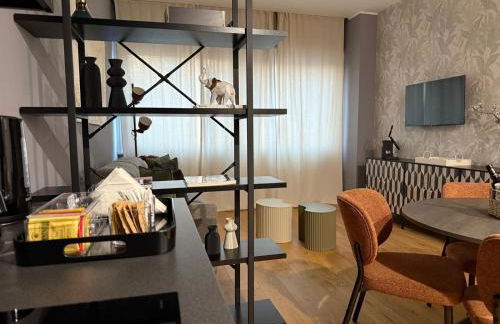 Twentythree Luxury Apartment - Photo 7