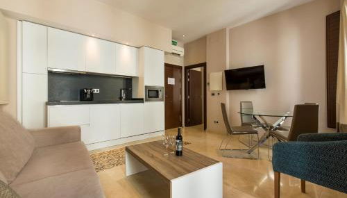 Siloe Plaza - Photo 3