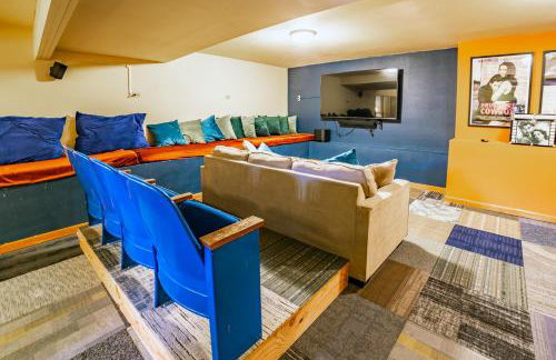 Hot Tub & Game Room in Large Ocean Front Home! Second Story - Foto 22