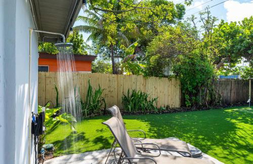 Backyard Oasis 3 Hole Golf Pool Fire Pit - Foto 29