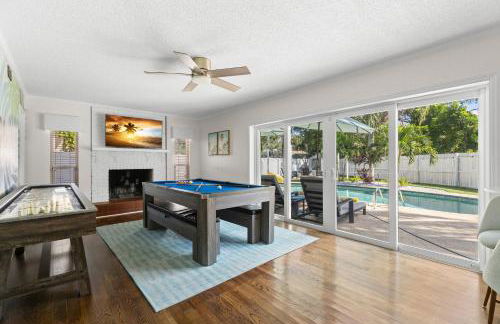 Family Oasis - Pool Hot Tub Games & Near Beach - Foto 26