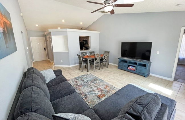 Relaxing Retreat 3 Bedroom Home by RedAwning - Foto 10