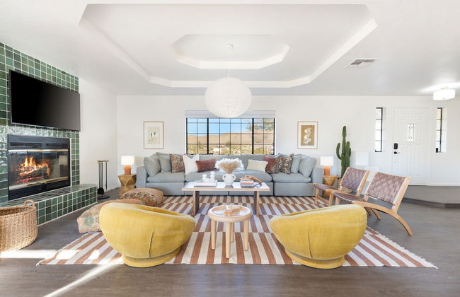 Mojave Moon by Avantstay Modern & Bright JT Home in Great Location w/ Pool & Hot Tub - Foto 17