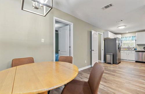 Renovated Home Perfect for Family - Foto 7