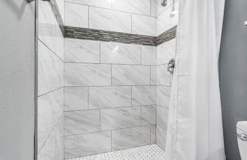 Pool Hot Tub Massage Chair Free EV Charger 5 Mins to Beaches! - Foto 42