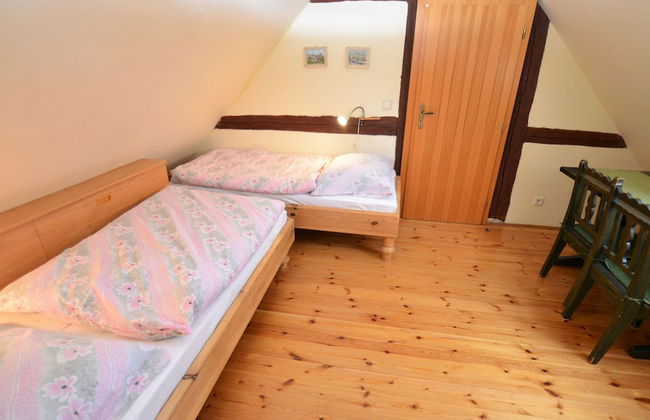 Holiday Home in Forest With Private Pool - Foto 3