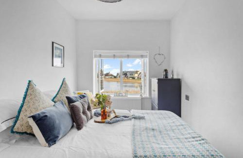 Bumble Cottage, Torcross - Heart of Torcross - Log burner - Ley views - Foto 22