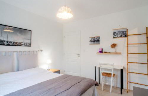 "LA VILLA DES HAUTES MERS" Villa 4 étoiles, 10 personnes, piscine privée chauffée, parc arboré, proche plage et marais - Foto 22