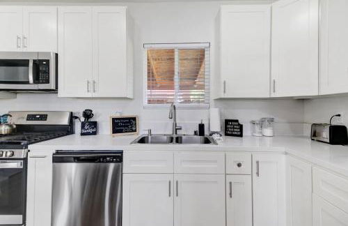 Country Charmer Single Story Cottage Pet Friendly - Foto 28