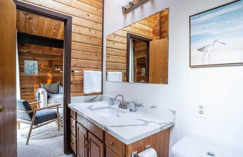 Oceanfront Retreat, Mount Rainier, King bed, Games - Foto 35