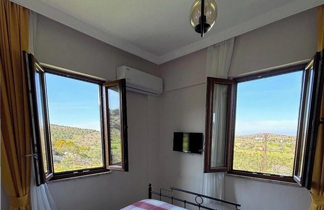 Zeus kır evi - Foto 37