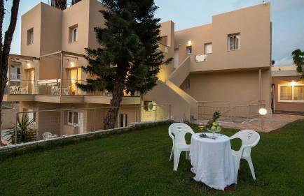 Blue Sky Apartments - Photo 21