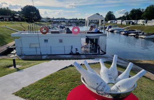 Main Hausboot Lore in der Marina Trosdorf bei Bamberg - Photo 9